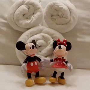 Meet your Posher, Robin